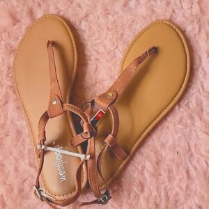 West Loop Thong-Style  Sandals